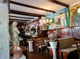 Taverna Meteora inside