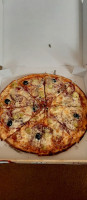 Pizzeria Hollywood food