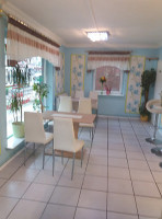 Pizzeria Hollywood inside