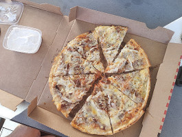 Pizzeria Hollywood food