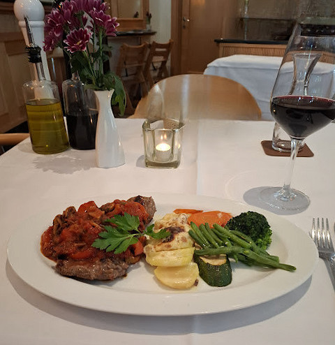 Pasta E Vino