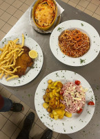 Der Goldene Adler food