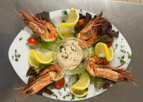 Der Goldene Adler food