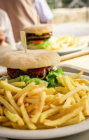 Ausflugsgastronomie food