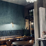 Mon Vegetarian Eatery À l'intérieur