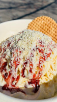 Royal Eisladen food