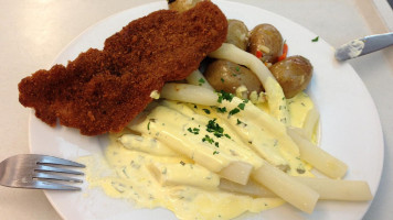 Berliner Ensemble Kantine food