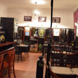 Mach Ma Curry Dentro