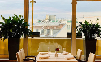 Restaurant Eugenio inside