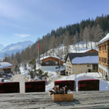 Crap Naros Extérieur