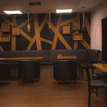 Dolo Kebab Pizza Haus Dentro