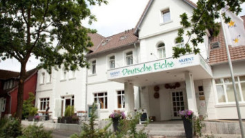 Hotel Deutsche Eiche outside