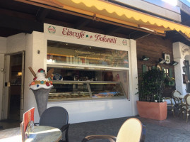 Eis Cafe Dolomiti inside