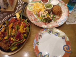 El Paso Cantina y Bar Mexicano food