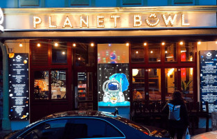 Planet Bowl Berlin inside