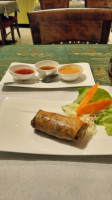 Rungruang Thai Restaurant & Takeaway food
