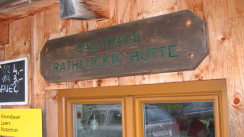 Rathlucken Hütte outside