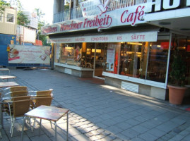 Münchner Freiheit Eisenrieder Gmbh Fil. Café Am Rotkreuzplatz inside