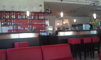 Disam Bistro Café Lounge food
