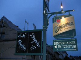 Hinterhainer Hutzenstub inside
