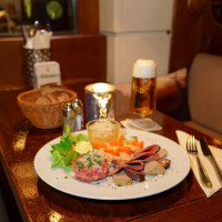 Zum Bitburger food