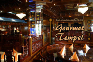 Gourmet Tempel inside
