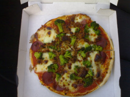 Pizzeria Tonini food