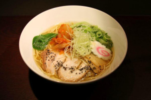 Ramen Bar Zipang food