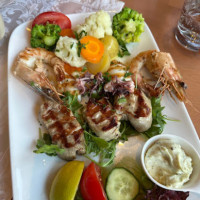 Naxos Taverna food