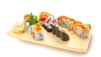 Cross Sushi food