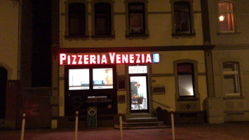 Pizzeria Venezia Kettwig inside