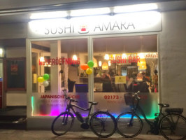 Sushi Amara outside