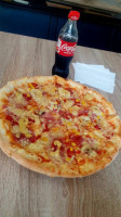 Pizzeria Gonzales food