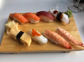 Miga Sushi food