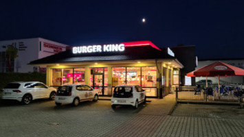 Burger King  outside