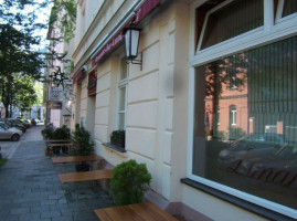 Liman Restaurant Bar Lounge outside