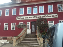 Gasthaus Zum Roten Hirsch Im Gruenen Wald outside