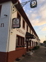 Gasthaus Zum Hirschen outside