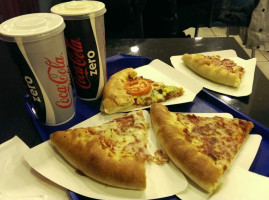 Pizza Hut food