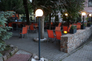 Taverna Dionysos outside