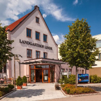 Landgasthof Hotel Linde outside