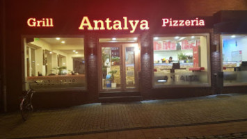 Pizzeria Antalya inside