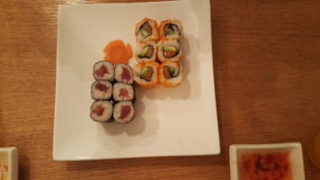 Kindai Sushi food