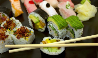Fujin Sushi Bar & Restaurant food