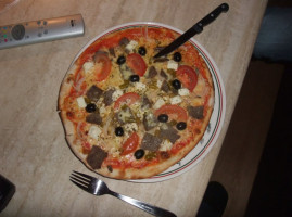 Pizzeria Vrella food