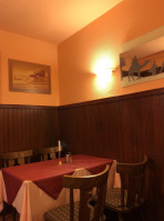 Restaurant La Madrague inside