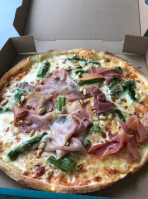 Pizza Avanti inside