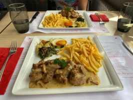 Buffet de la Gare des Ponts-de-Martel Sàrl food