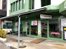 Restaurant Furetto food