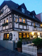 Michel 's Im Gasthaus Zum Hirsch outside